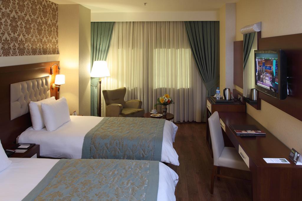 Hotel Senbayrak City Adana Exterior photo